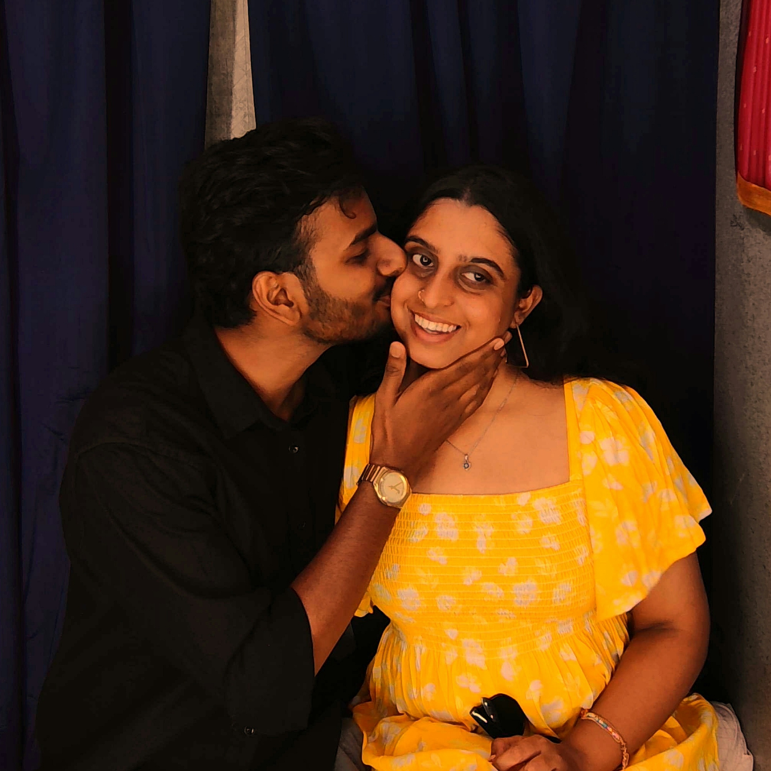Lenal kissing Bhavna on the cheek